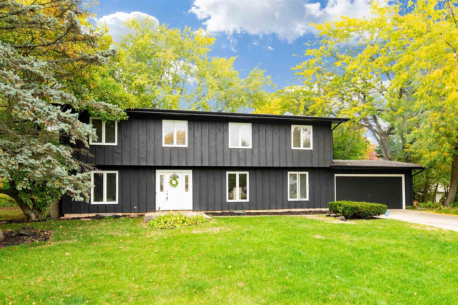 1301 Norwich Ct photo 1