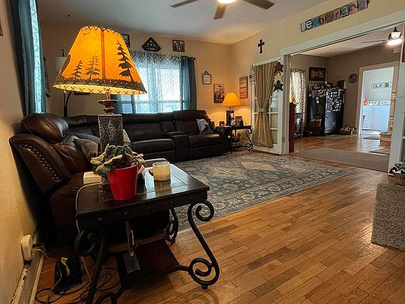 3rd image of 11014 Iris Rd