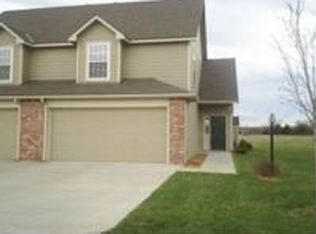 2740 Coralberry Ct, Lawrence, KS 66047