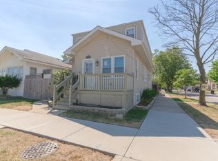 7359 W Barry Ave, Chicago, IL