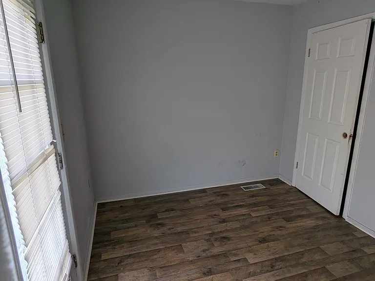 1345 Leaning Tree Ln — Photo 7