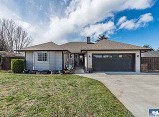 31 Elizabeth Ln, Sequim, WA 98382