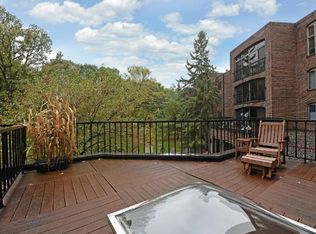 8400 Pennsylvania Rd APT 120, Bloomington, MN 55438