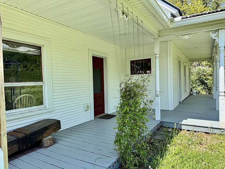 574 Highway 12 — Photo 23
