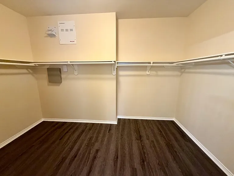 11306 Bright Canyon Ln — Photo 12