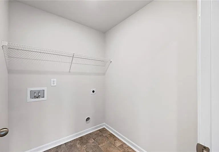 7962 Centera Ct — Photo 16