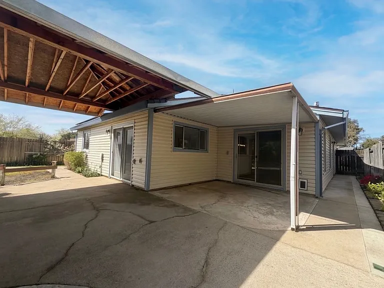 5961 Kies Way — Photo 17