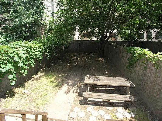 Rented by Townsley & Gay, LLC | media 6