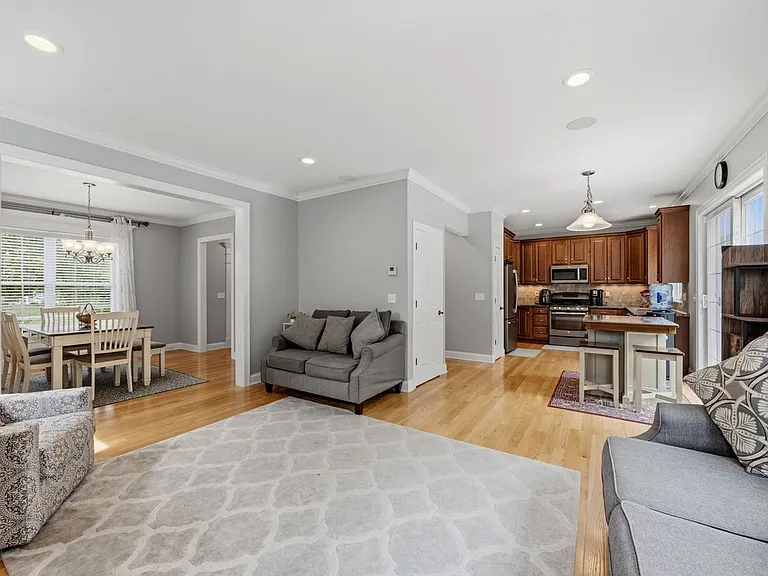 21 Carson Way — Photo 14