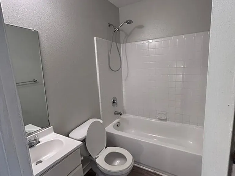 3528 E Richmond Rd — Photo 7
