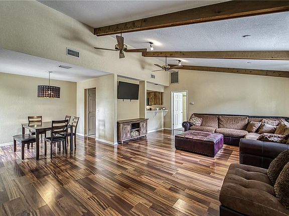 3rd image of 1880 Crystal Lake Dr #42