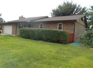 1812 Pawnee Rd, Garden City, KS 67846