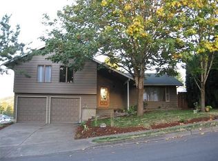 2012 SW Redfern Pl, Gresham, OR 97080