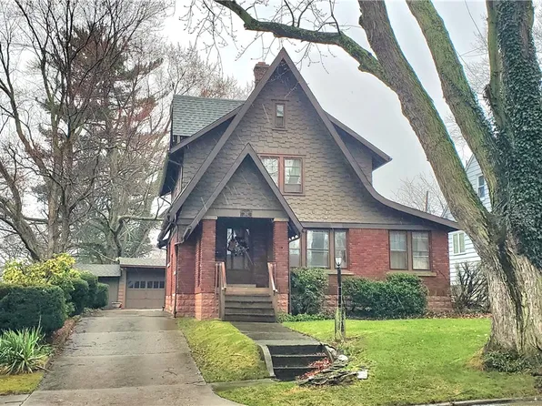 3815 Eliot Rd, Erie, PA 16508
