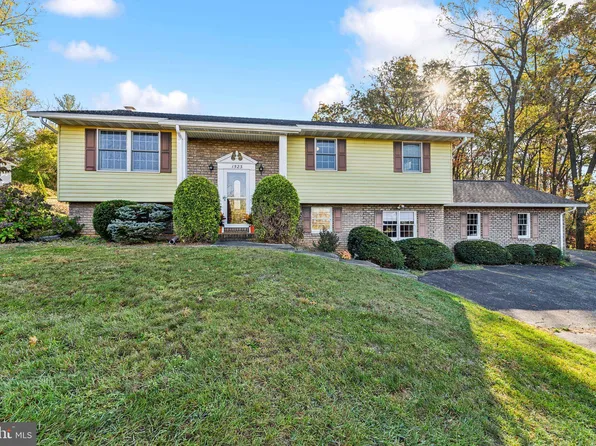 1523 Hughes Shop Rd, Westminster, MD 21158