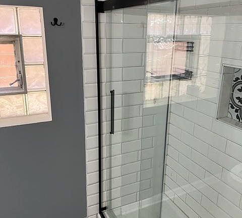 5th image of 2834 Harvey Ave #1