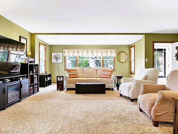 4th image of 88 Athol St Unit 1