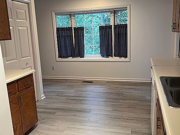 2nd image of 107 Roundcrest Dr