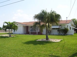 2539 Retunda Pkwy E, Cape Coral, FL 33904