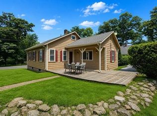 70 Groveland St, Abington, MA 02351