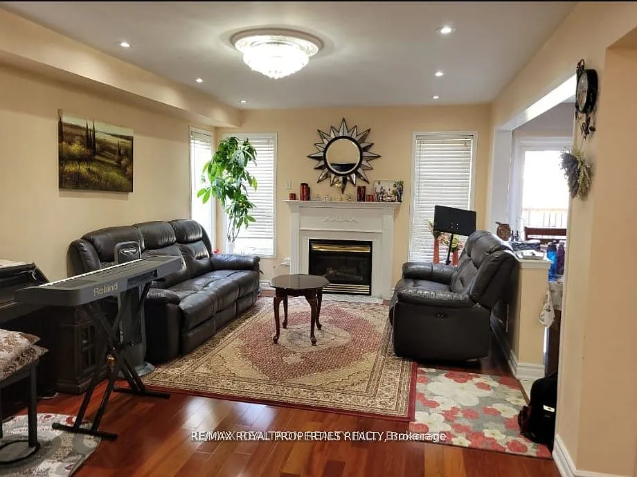 4 bed, $3,450 — Photo 3