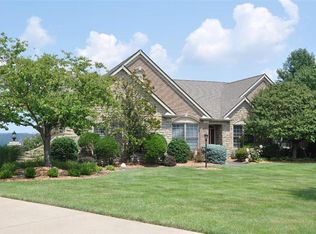 667 Sulky Ct, Hebron, KY 41048