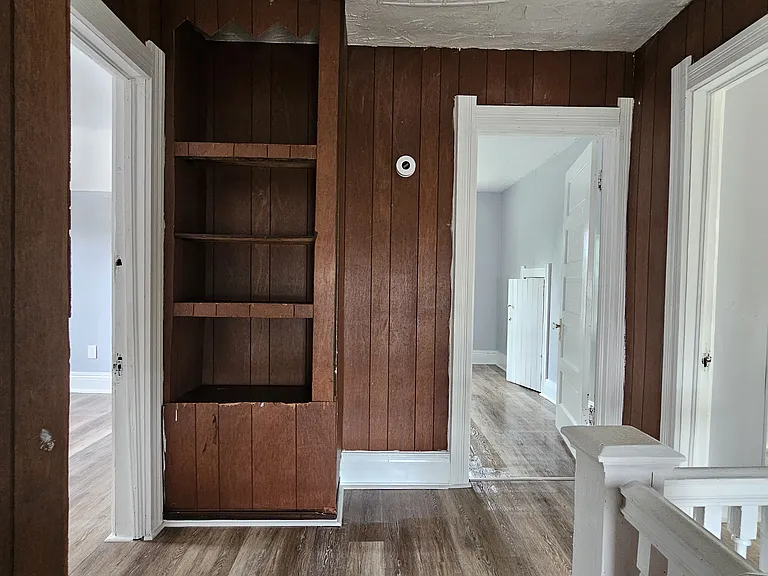 1349 W Woodruff Ave — Photo 9