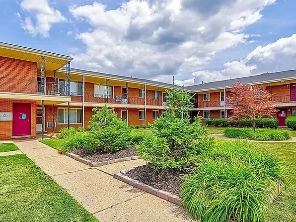 Village Square, 17150 Meyers Rd #776523c98, Detroit, MI 48235