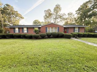 303 S Cherry St, Hamburg, AR 71646