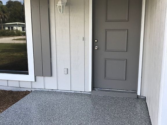 polyaspartic flake flooring