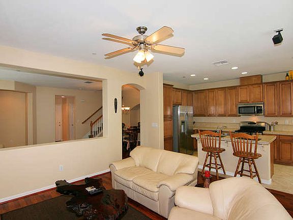 4th image of 2070 Sierra View Cir Unit 3