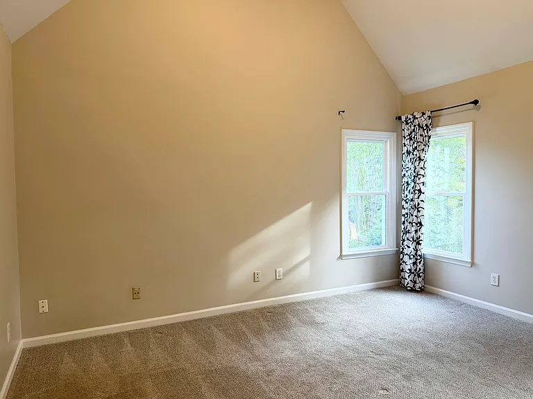 205 Halpen Dr — Photo 8