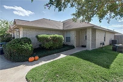 2nd image of 2324-26 Antelope Ln #2326