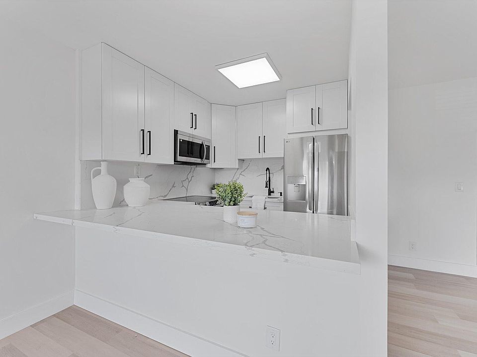 1st image of 275 Mansfield G #275