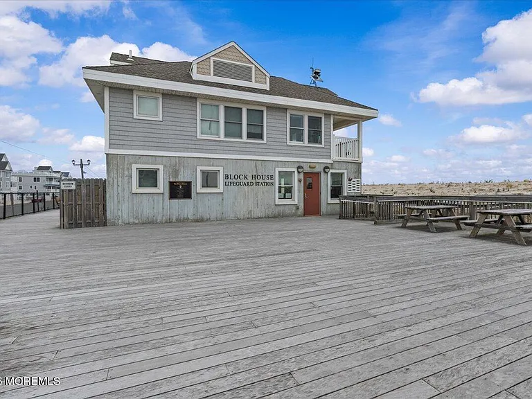 45 Fielder Ave — Photo 41