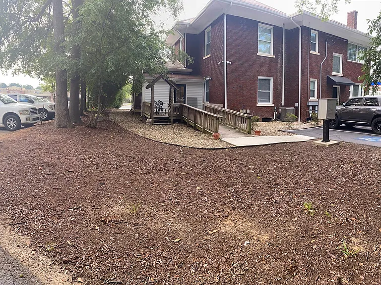 1824 E Main St #C — Photo 9