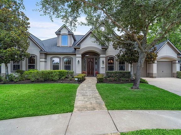 3rd image of 3330 Prestwick Square