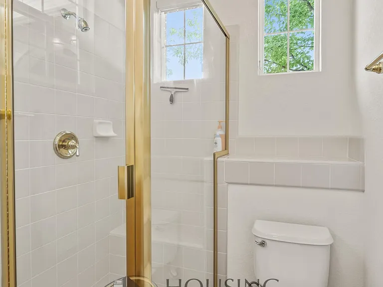4005 Royal Troon Dr — Photo 51