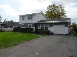 1101 Alheim Dr, Schenectady, NY 12303
