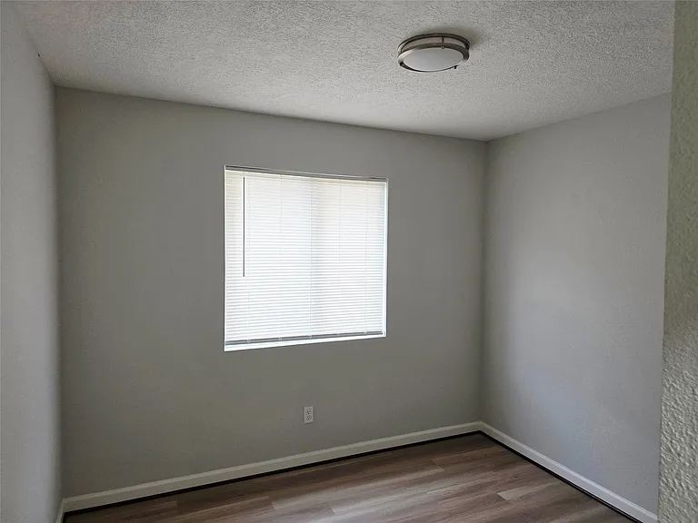 9713 Yuma St — Photo 10