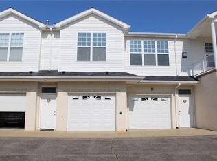 244 Adams Pointe Blvd UNIT 4, Mars, PA 16046