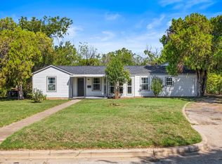 2333 Timberline Dr, Fort Worth, TX 76119