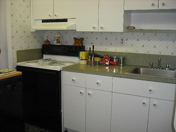 4th image of 4836 NE 23rd Ave APT 9