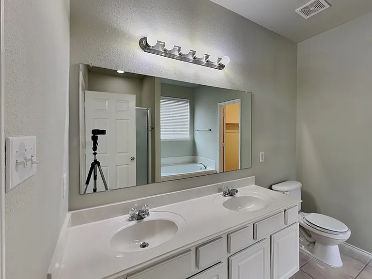 508 Lead Creek Dr — Photo 9