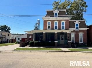 512 Broad St, Sabula, IA 52070