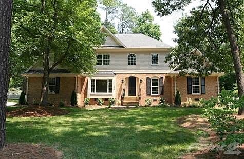 FRONT OF NORTH RIDGE HOME