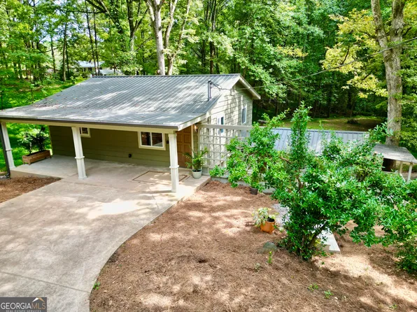 2798 Riverbend Rd, Demorest, GA 30535