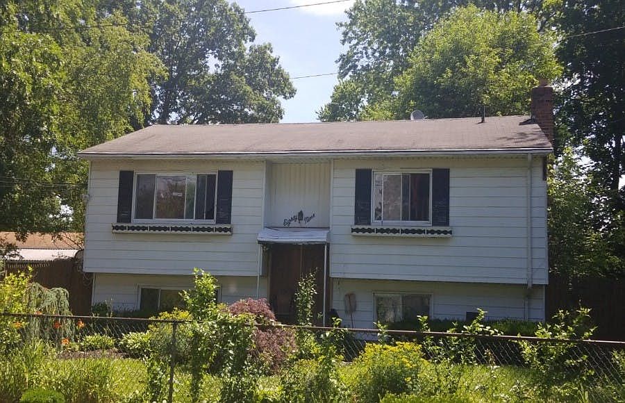 1st image of 89 S 34th St