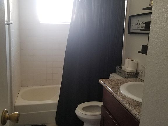 4th image of 1057 W Calle De La Luna
