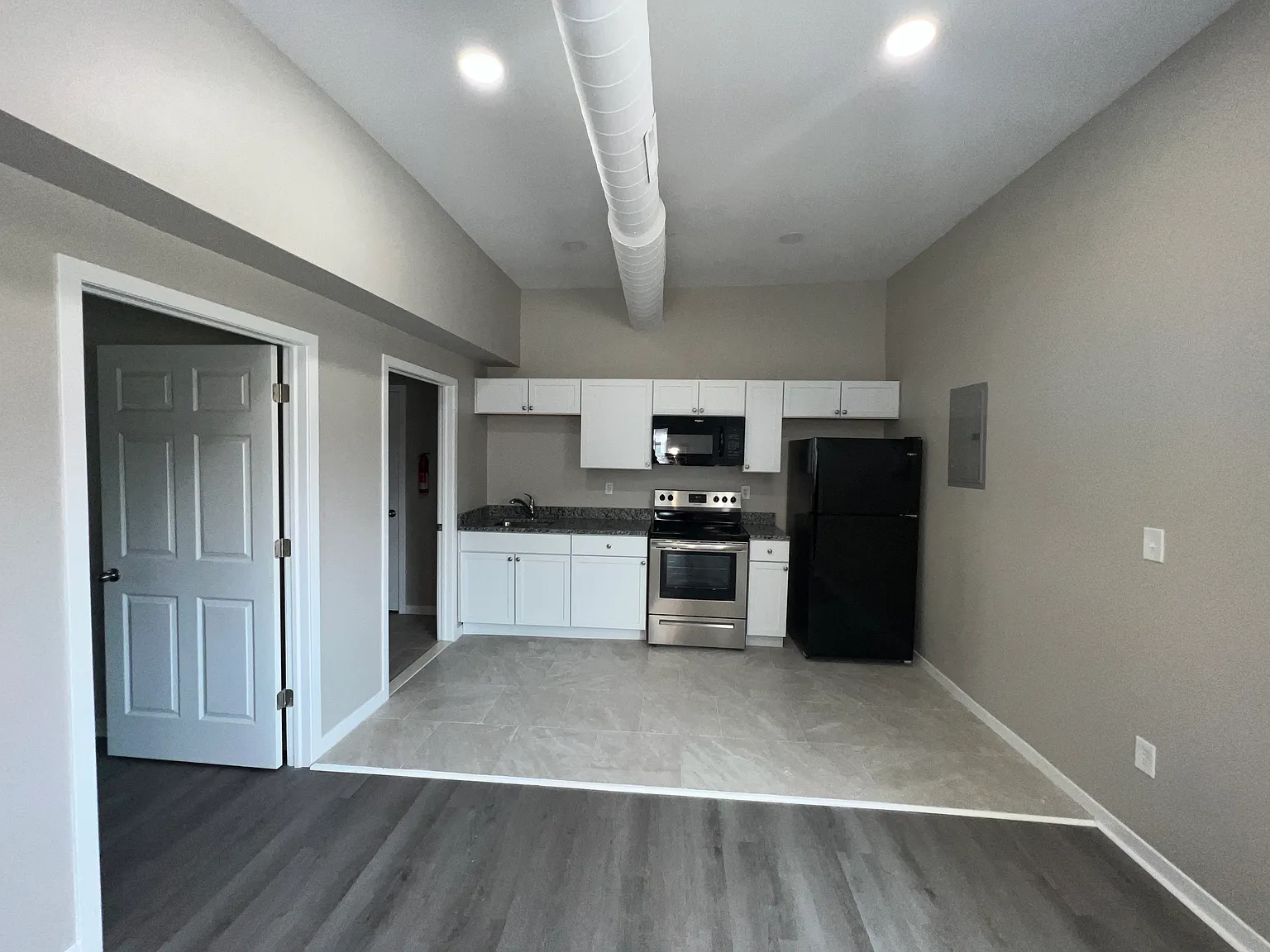 2433 Pulaski St #A1 photo 1